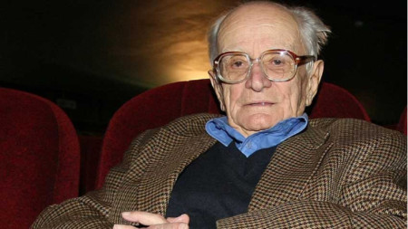 Валери Петров (1920-2014)