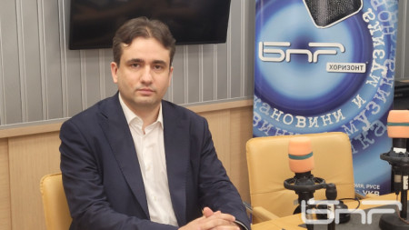 Божидар Божанов