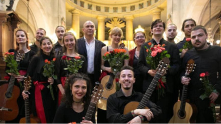 Китарен ансамбъл 