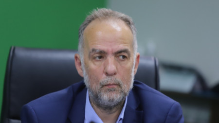 Тома Белев