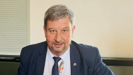 Юлиян Петров, синдикат Образование към КТ 